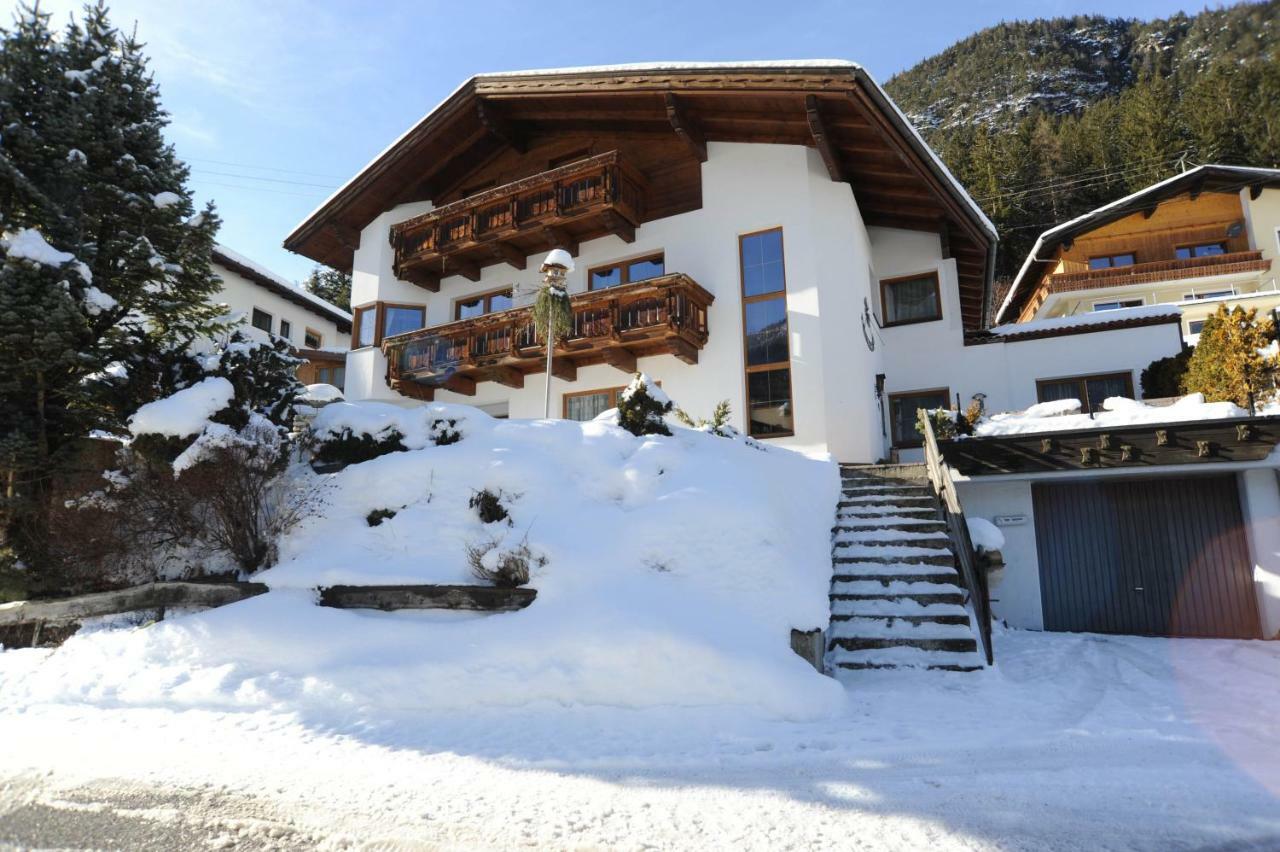 Ferienwohnung Bergler Тринс Экстерьер фото